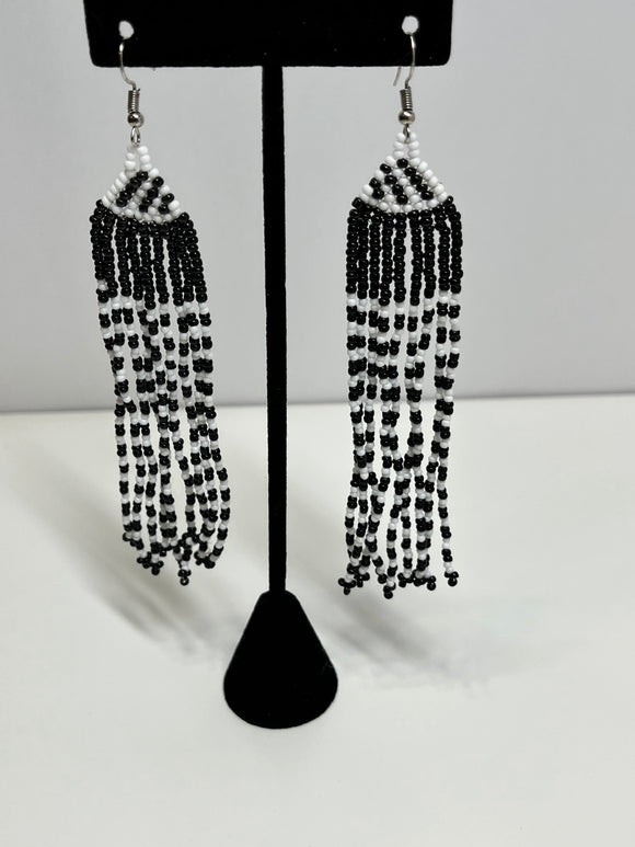 Beaded multi black and white